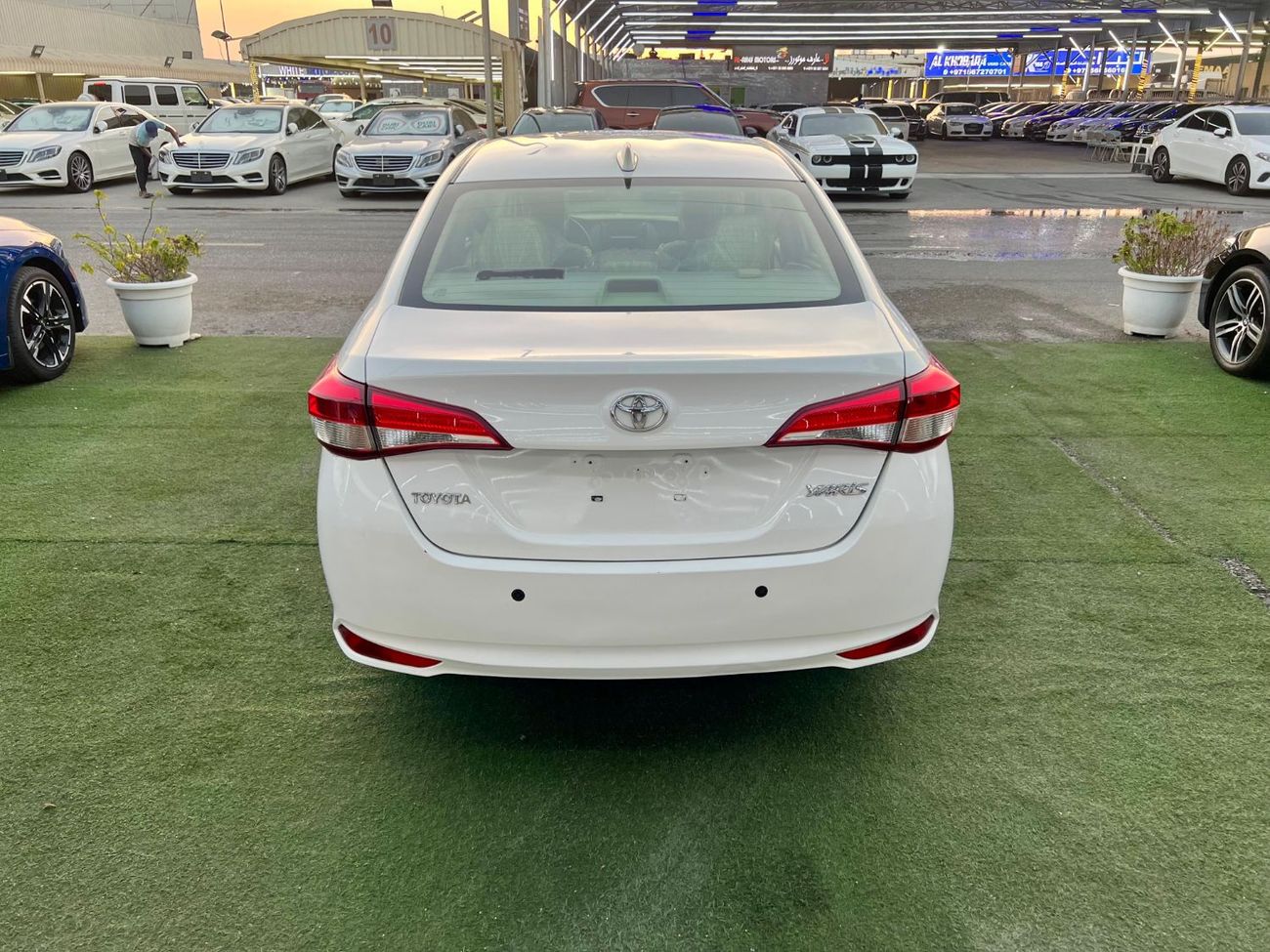 Toyota Yaris 1.5L E warranty one year bank financie available 0 dawon payment