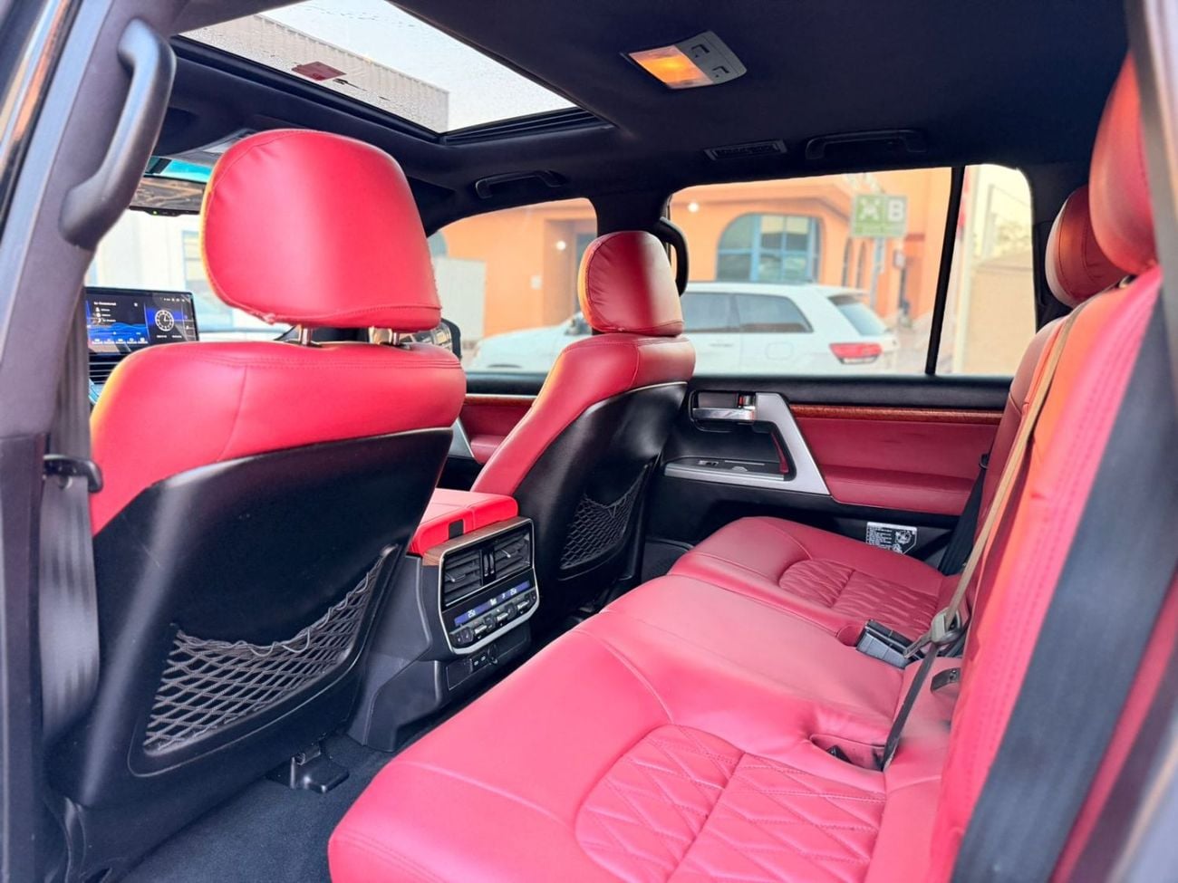 Toyota Land Cruiser LANDCRUISER GXR 2018 UPGRADE 2024 V8 LHD PETROL FULL OPTION GCC