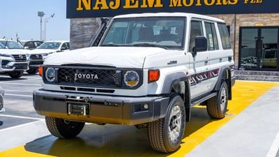 Toyota Land Cruiser 70 LC76 LX Brand LC 76 LX GCC Specs