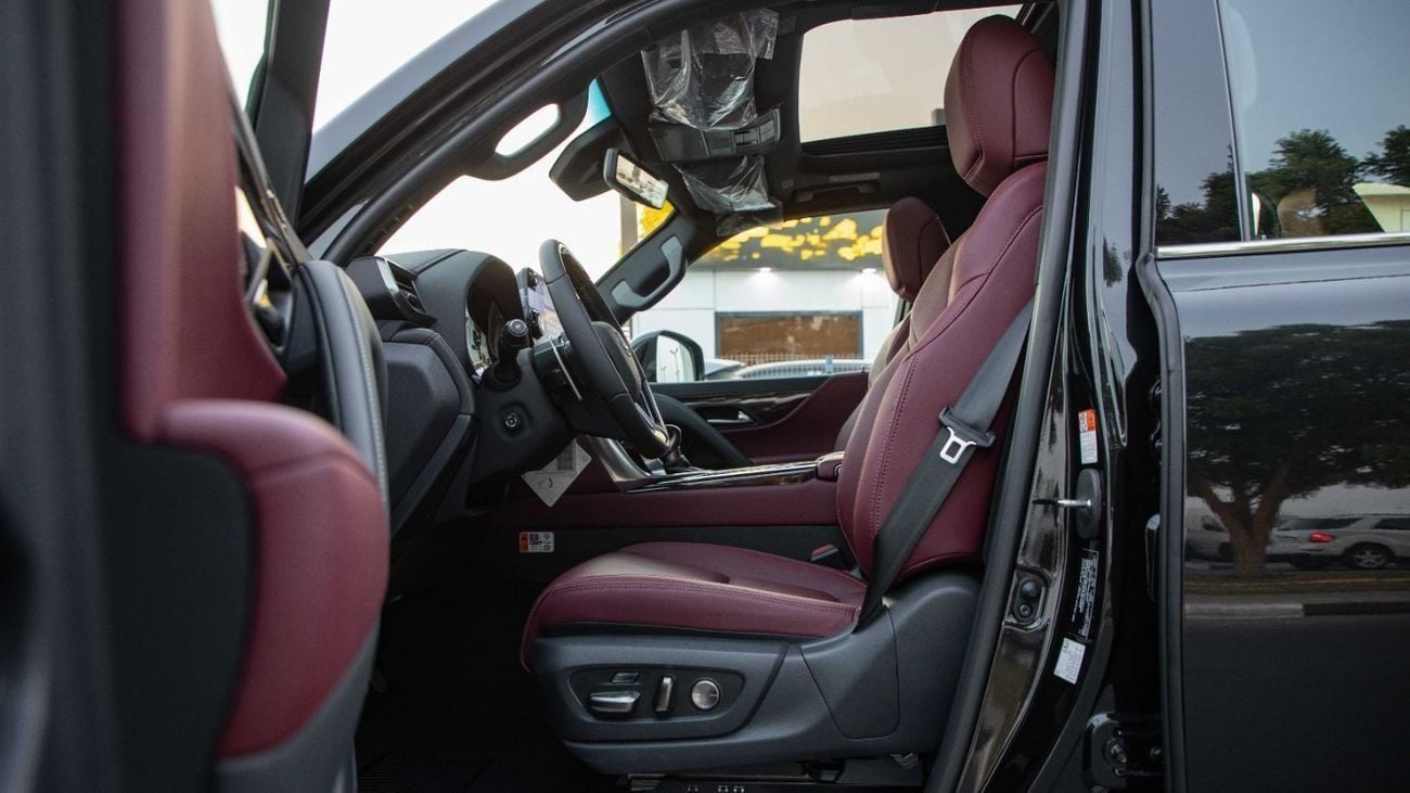 Lexus LX 600 TURBO SPORT ML/2025/SUV/ Export only.