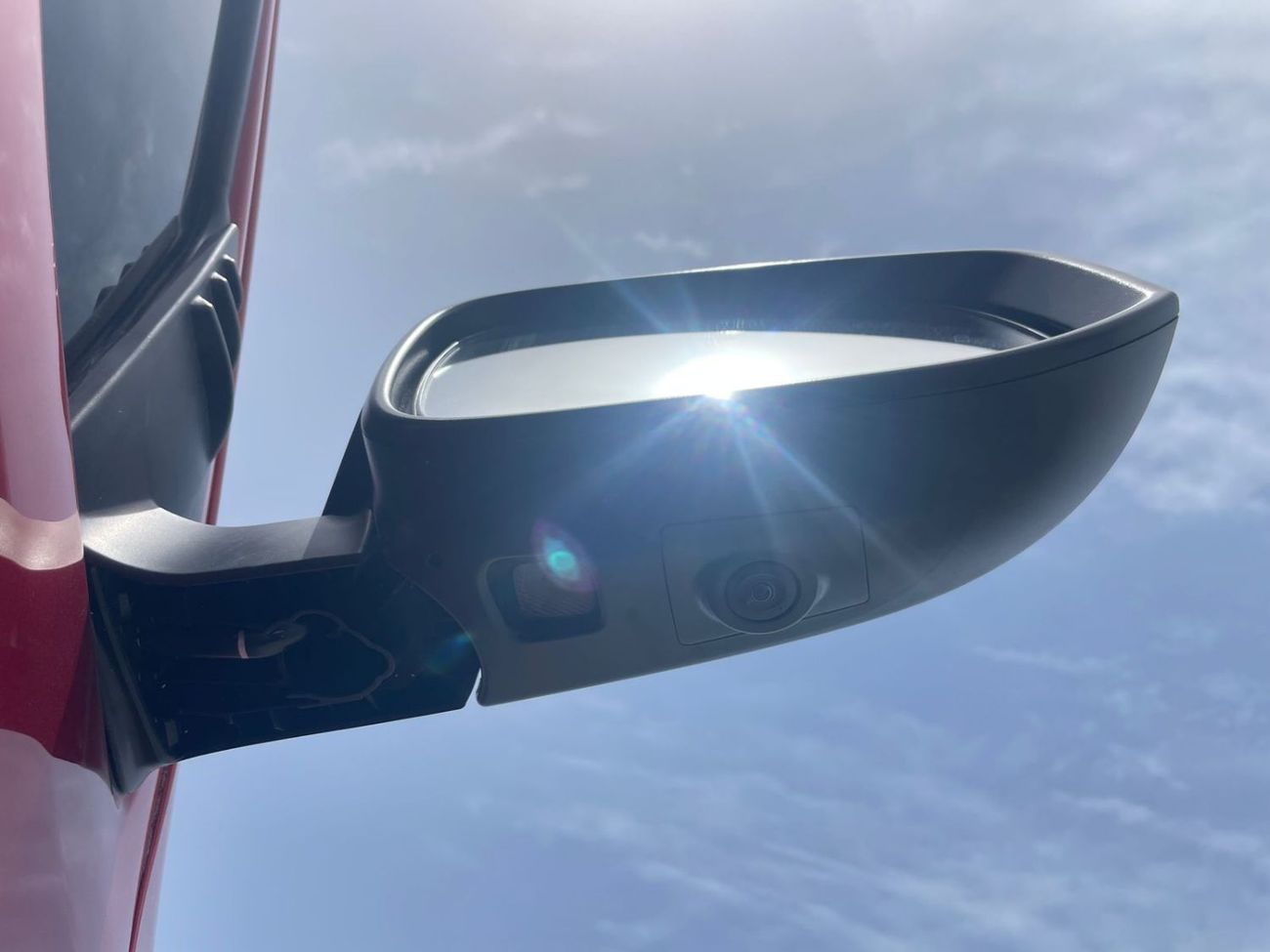 Toyota Hilux diesel engine ,2.8 liter ,Automatic gear ,year model 2024 ,right hand drive ,only for export availab