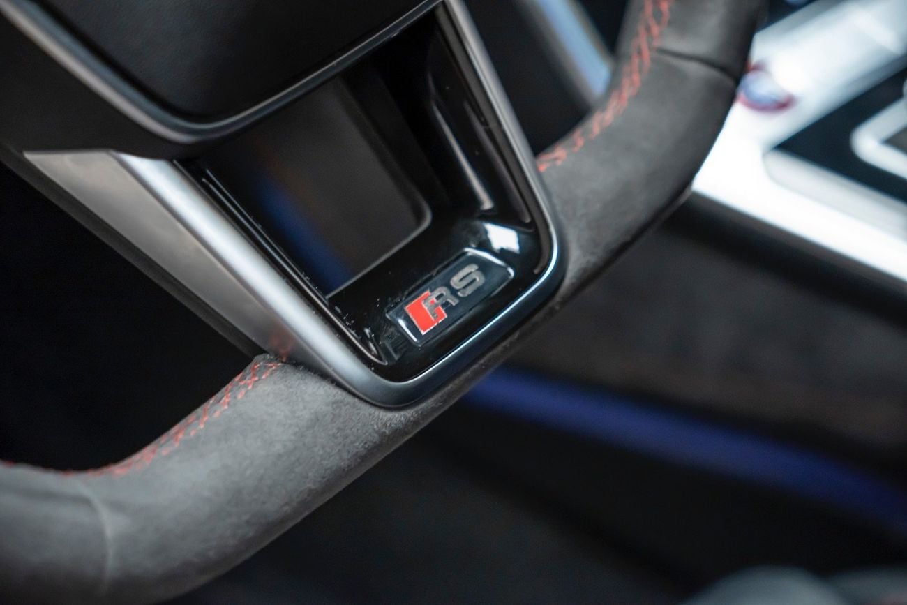 Audi RS6 quattro 4.0L