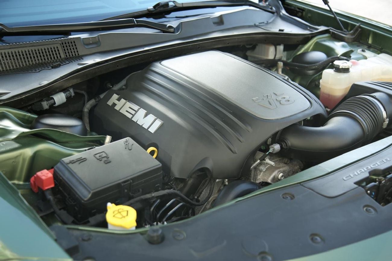 Dodge Charger PREMIUM R/T Top 5.7L
