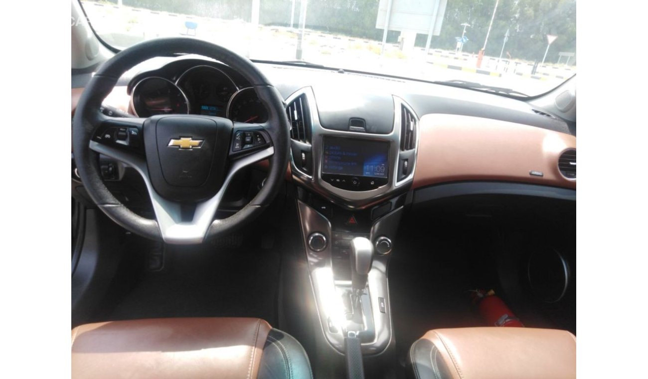 Chevrolet Cruze Chevrolet cruze 2017,,,,, GCC,,,,, full option,,,,, free accedant,,,,, very very celen car