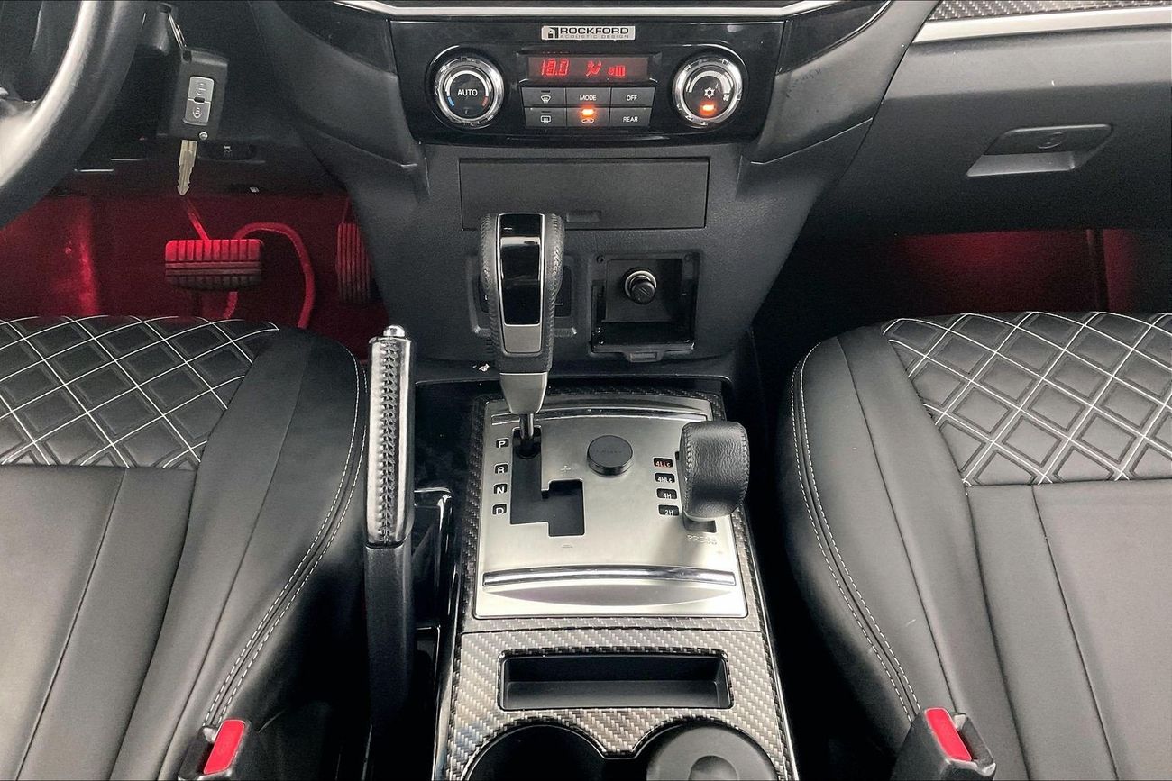 Mitsubishi Pajero Signature Edition | National Day Celebration | Guaranteed Warranty | 0 Down Payment