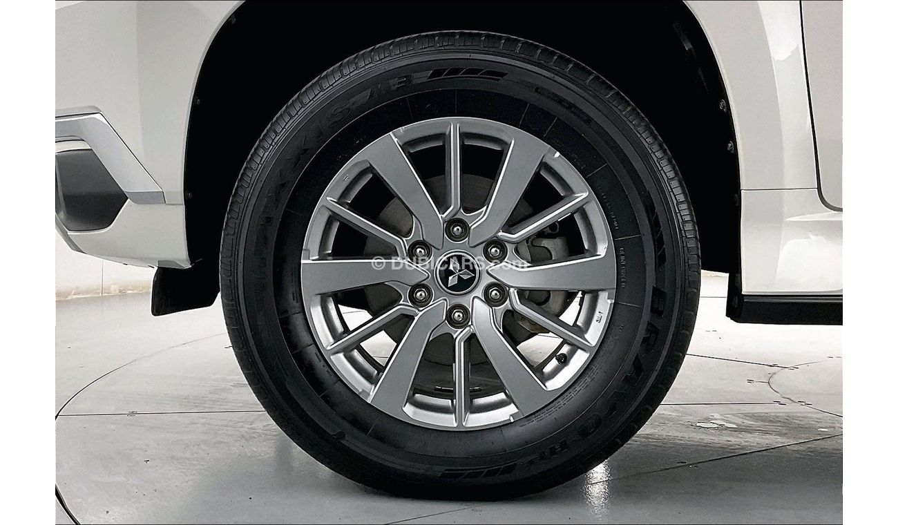 ميتسوبيشي مونتيرو GLS Mid | سنة ضمان مجانية | 0 دفعة أولى | سياسة الإعادة بعد 7 أيام