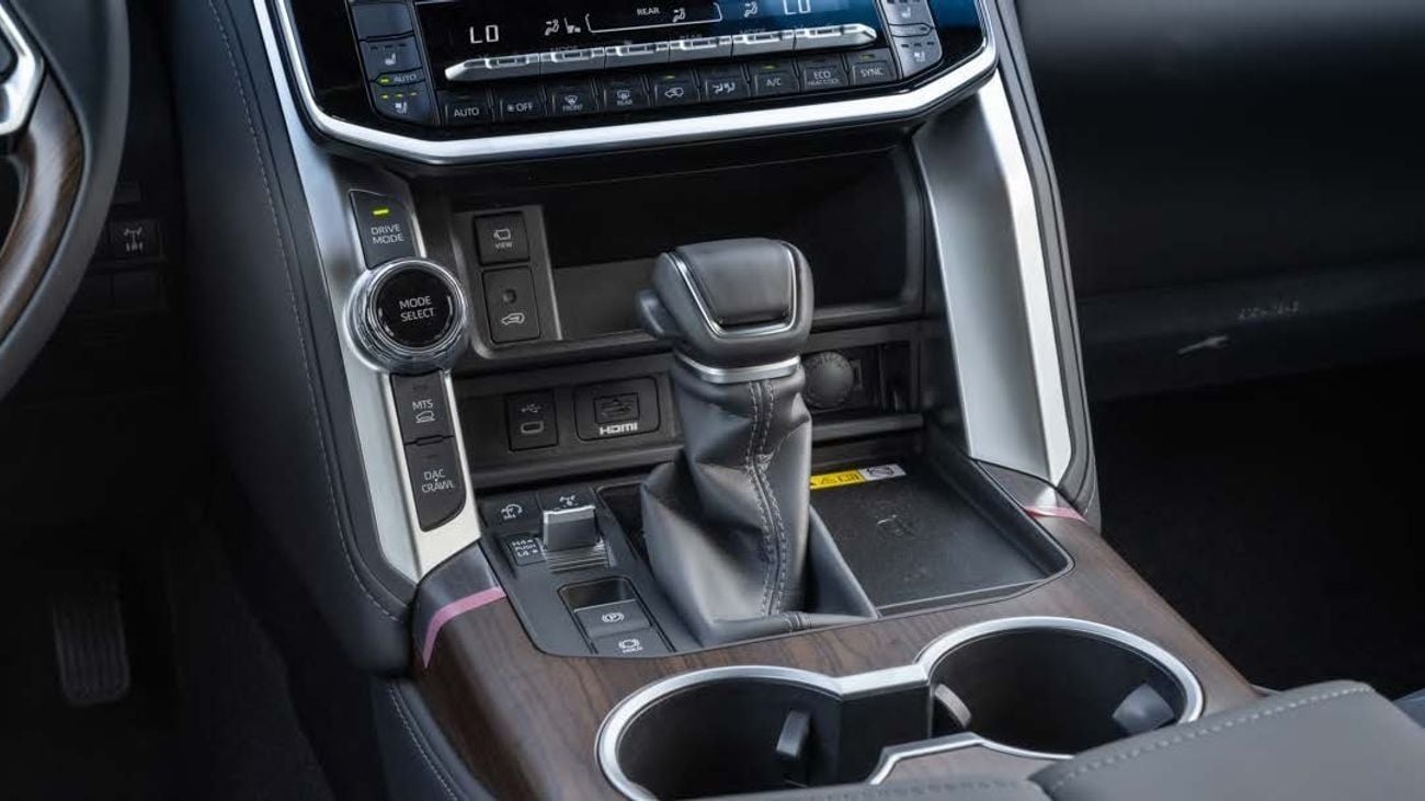 Toyota Land Cruiser VX 3.5L Land Cruiser 3.5 VX 2025