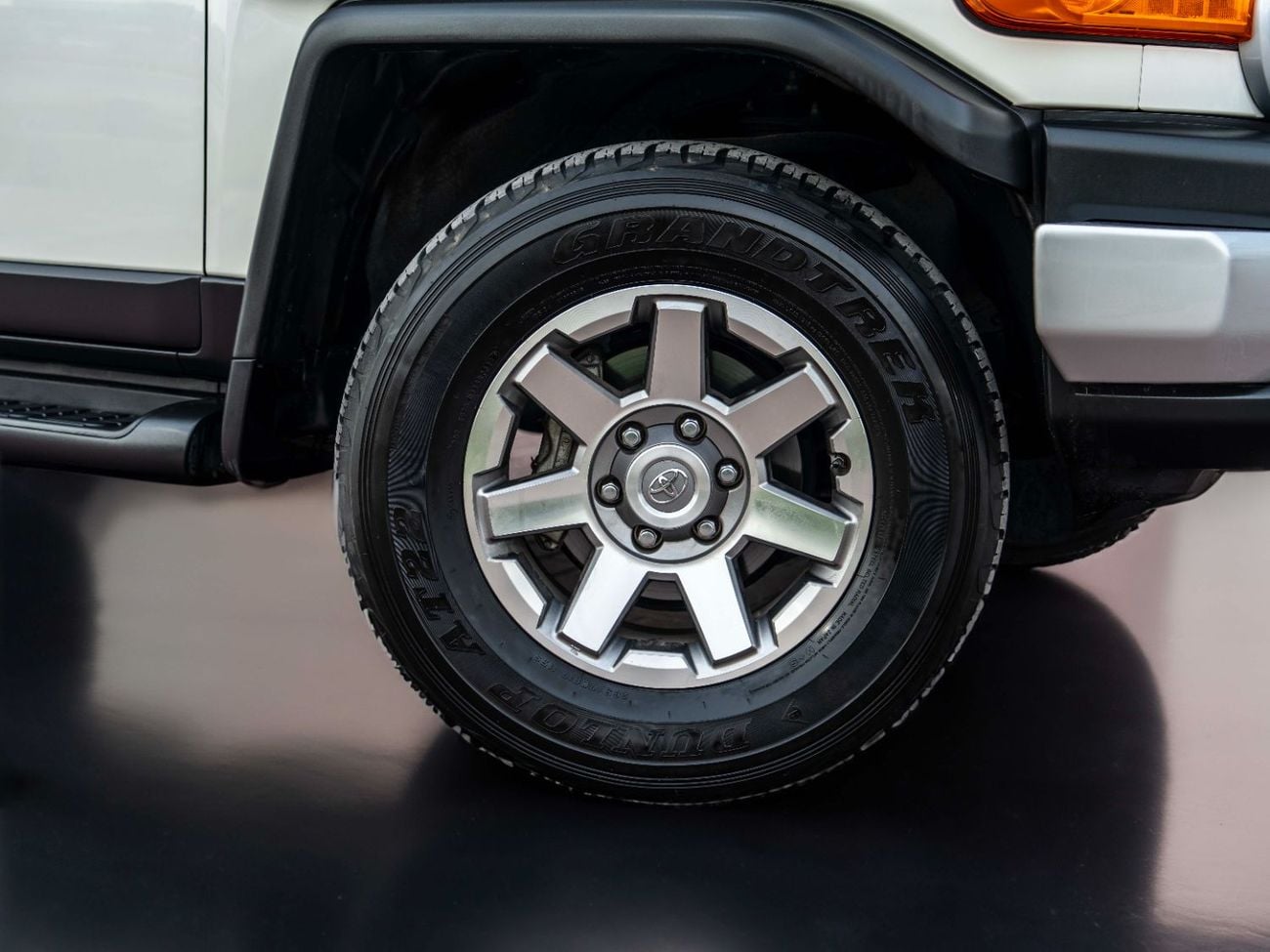 تويوتا إف جي كروزر GXR 4.0L A/T