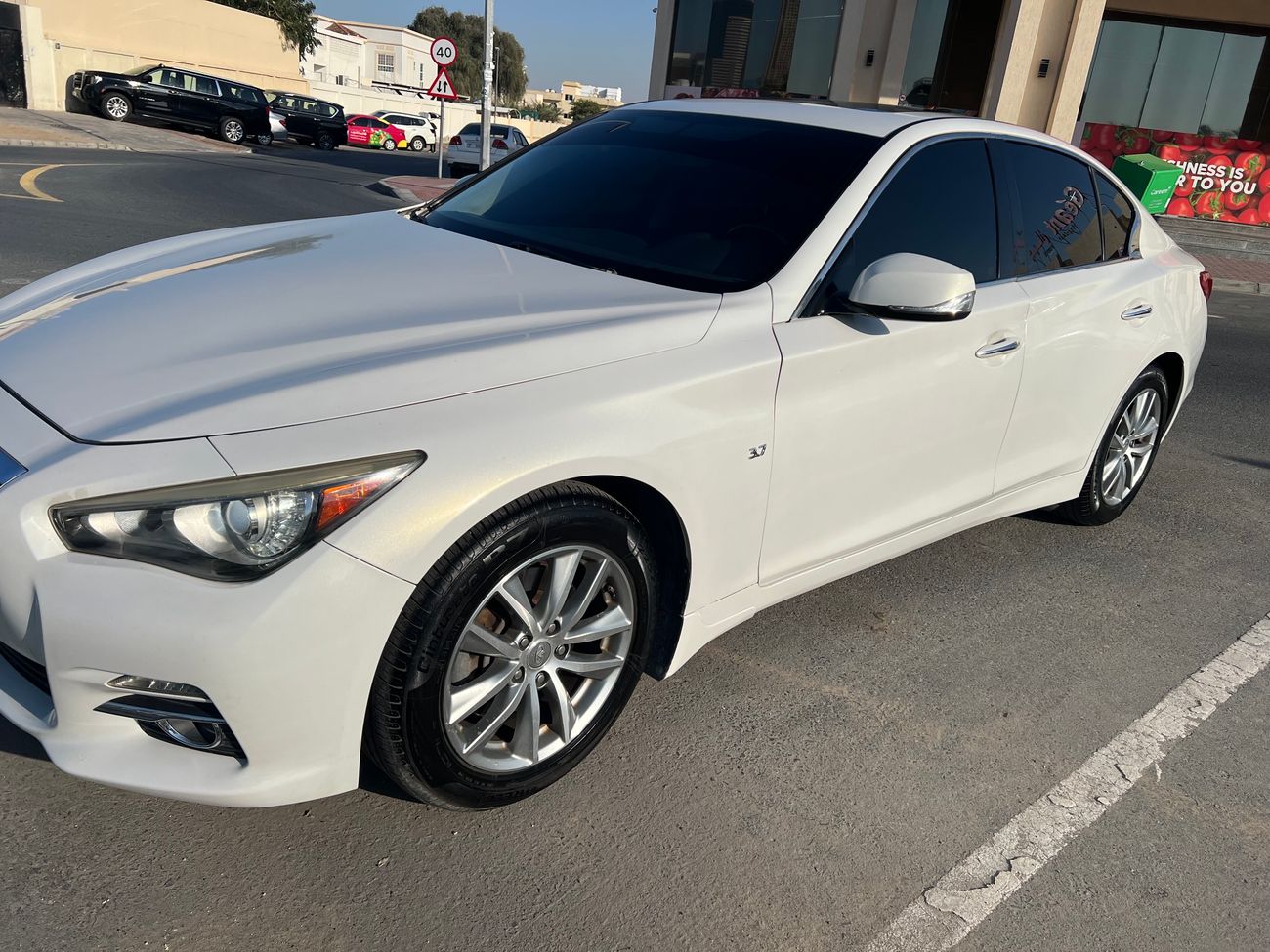 Infiniti Q50 3.7 AWD - Apple CarPlay/Android Auto