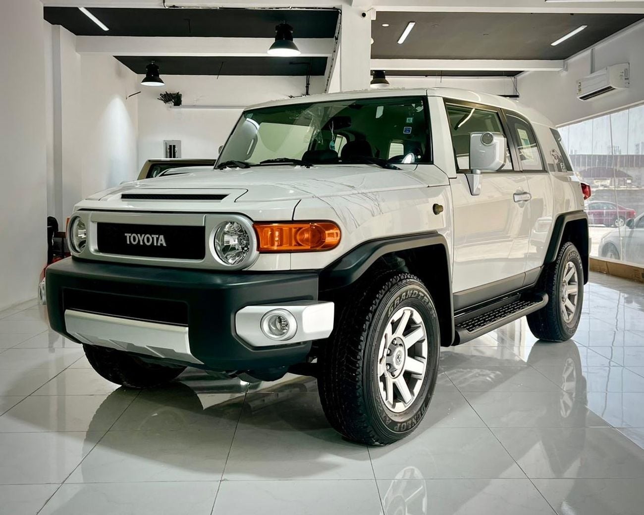 Toyota FJ Cruiser FJ2 Brand new