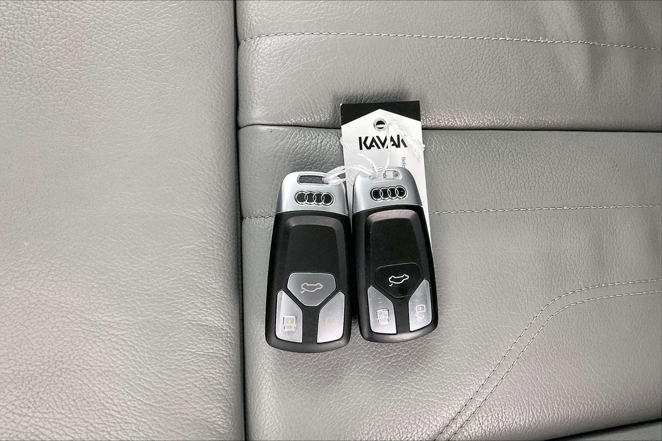 Infiniti Q50 Premium / Luxe | Guaranteed Warranty | 0 Down Payment