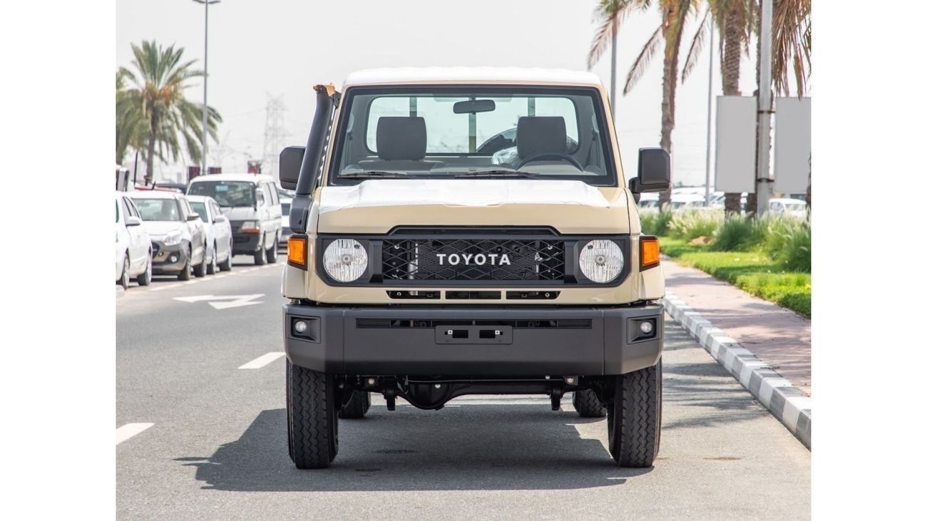 Toyota Land Cruiser Pick Up LC79 STD 4.0L Petrol/4WD/Single Cabin. Export only