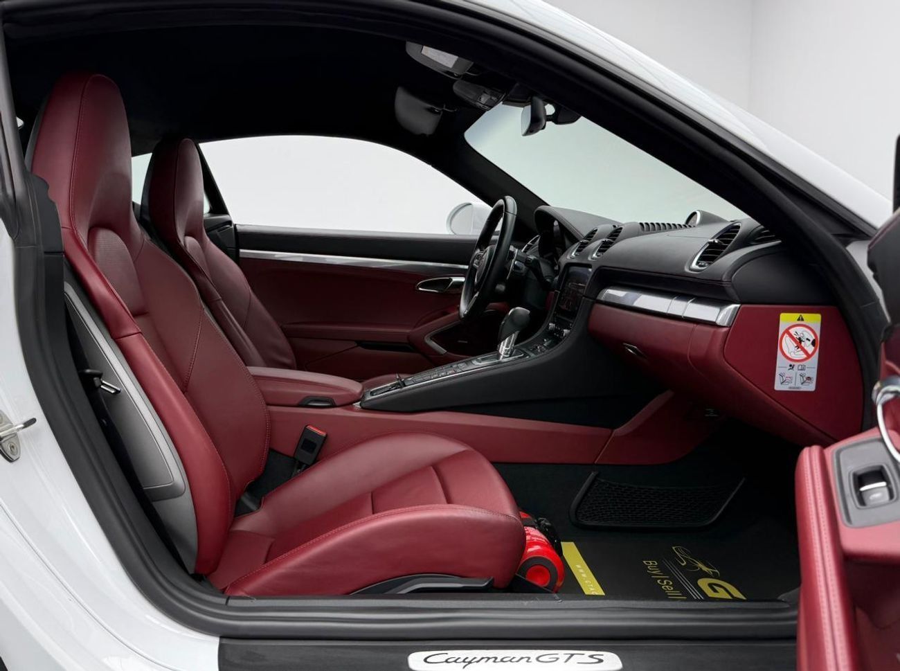 Porsche 718 Cayman GTS 2.5L 2018 Porsche 718 Cayman GTS, 1 Year Warranty, Porsche Service History, Sport Chrono Package