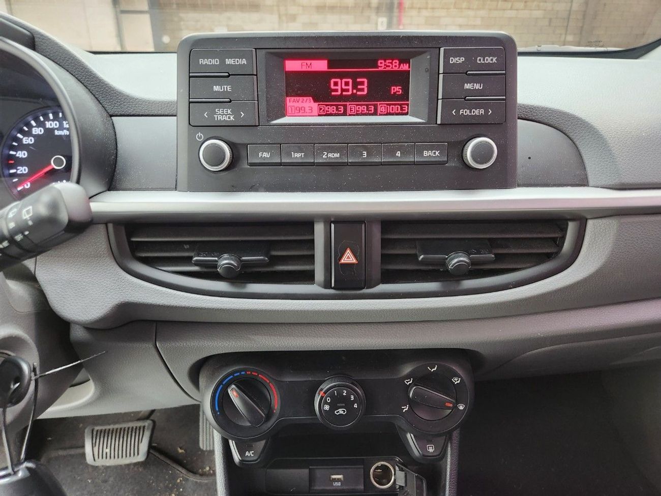 Kia Picanto MORNING URBAN (G) 1.0 Standard