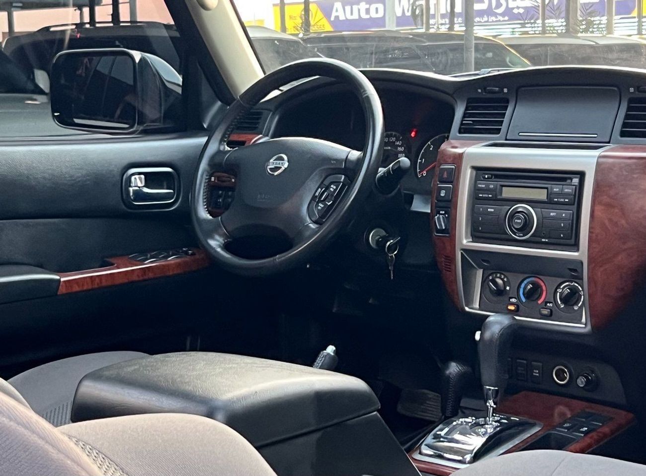 نيسان باترول سفاري Safari 4.8L A/T