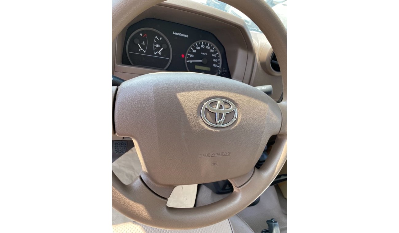 Mitsubishi Canter Van Full option 0km