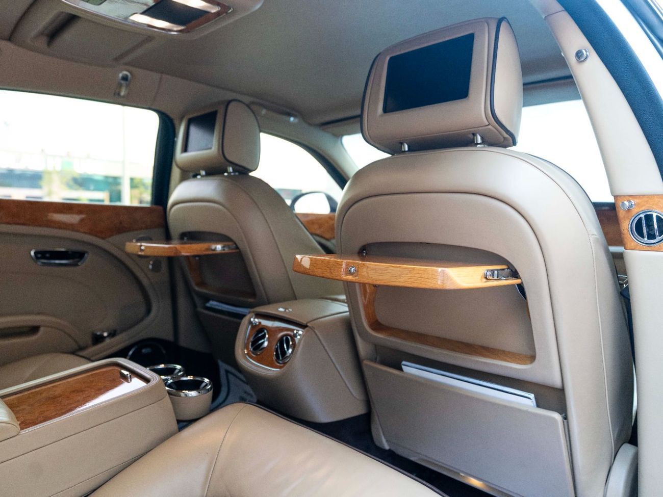 بنتلي مولسان Standard