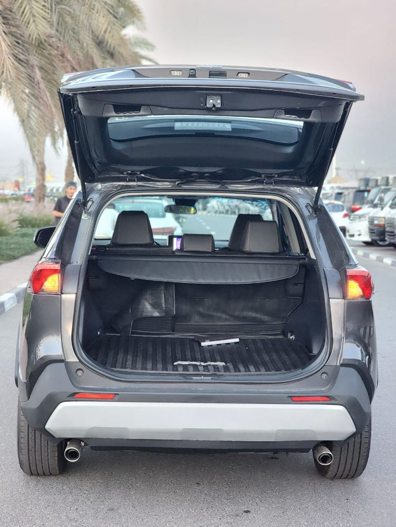 Toyota RAV4 TOYOTA RAV4 LE HYBRID 2023