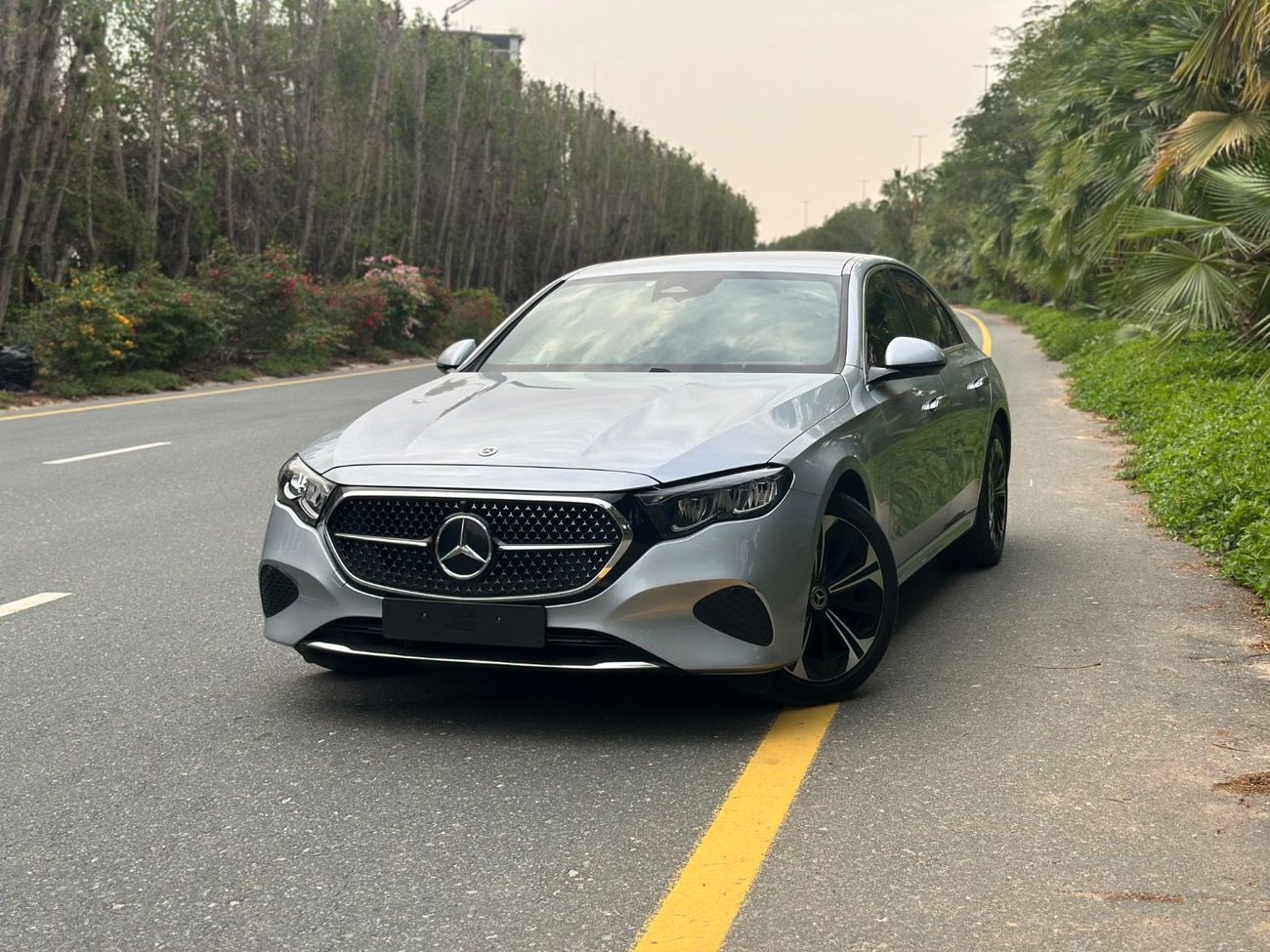 Mercedes-Benz E300 2025 | E 300de Plug-in Hybrid Diesel Engine | 2.0L Turbocharged | Europe Specs | Perfect Condition