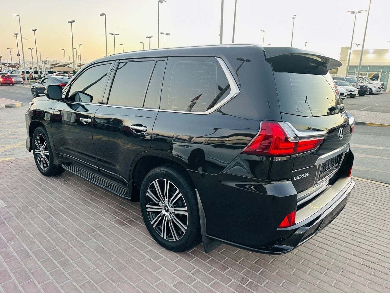لكزس LX 570