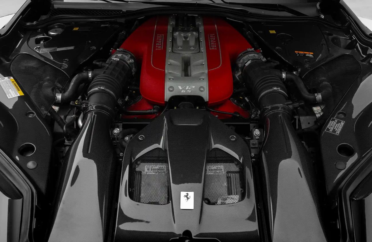 فيراري 812 GTS 6.5L V12 Naturally Aspirated Engine | Warranty