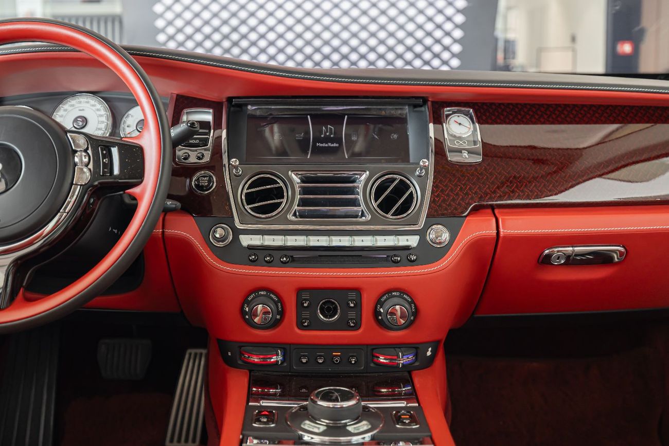 Rolls-Royce Wraith Rolls Royce Wraith - Black Badge - 2018 GCC Specs - Perfect Condition