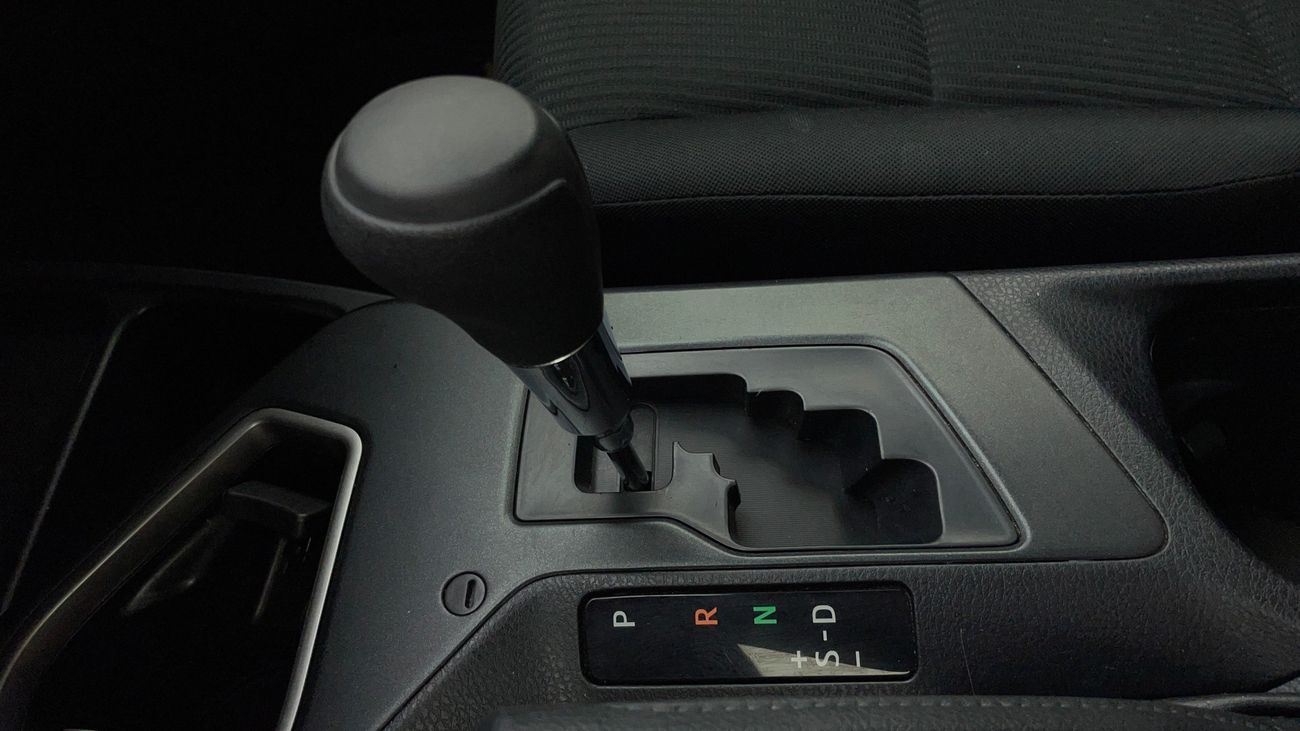 تويوتا راف ٤ EX 2.5 | بدون دفعة مقدمة | اختبار القيادة في المنزل