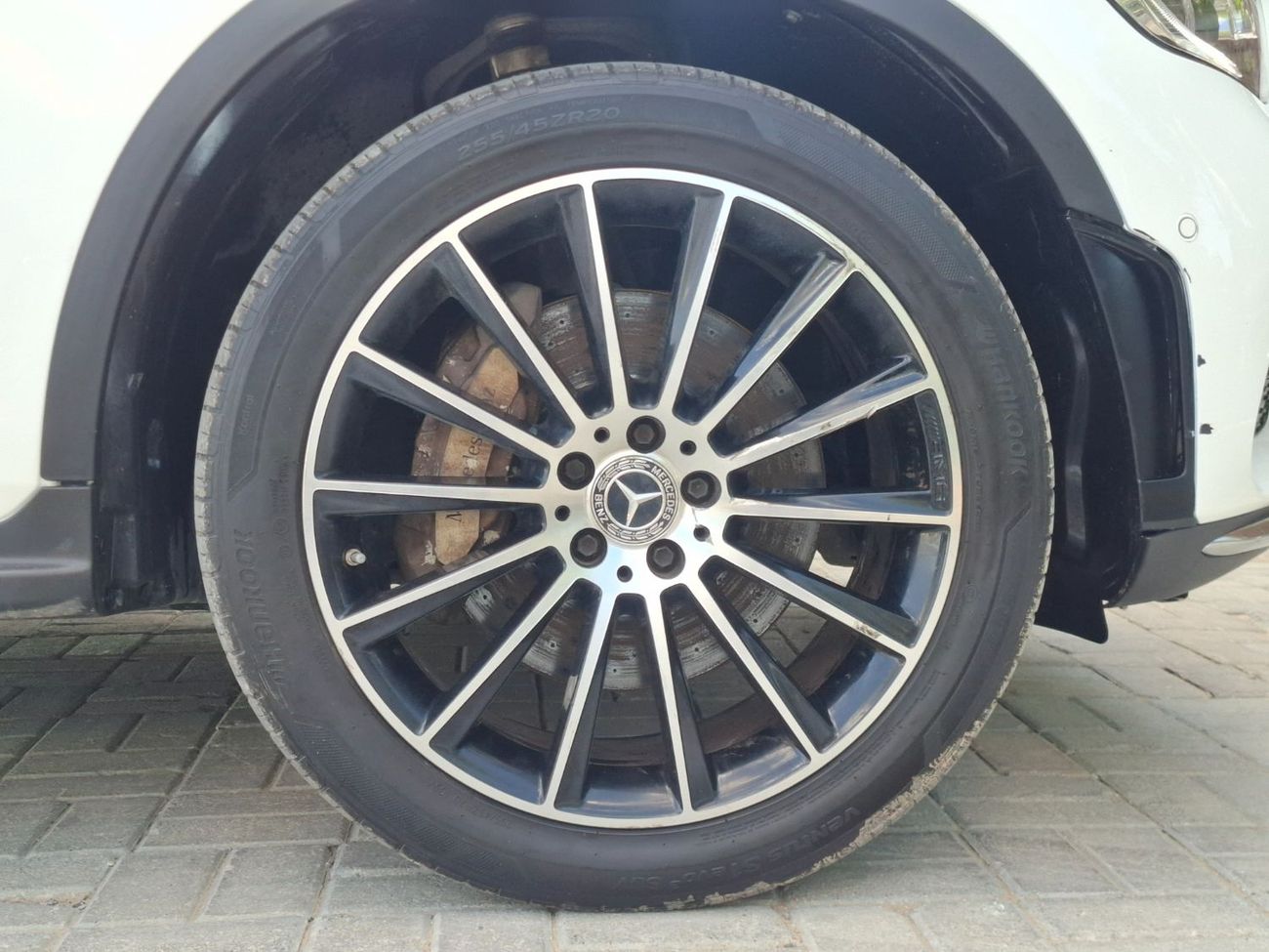 مرسيدس بنز GLC كوبيه 200 مرسيدس  glc 220 2018 فل