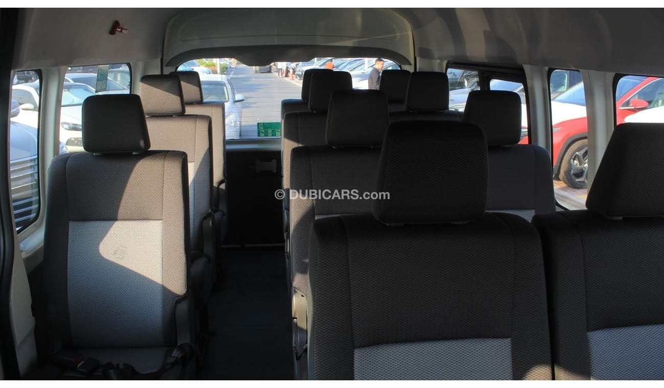 Toyota Hiace Van 2.8L DSL MT 13 Seater 2022 Model available for export