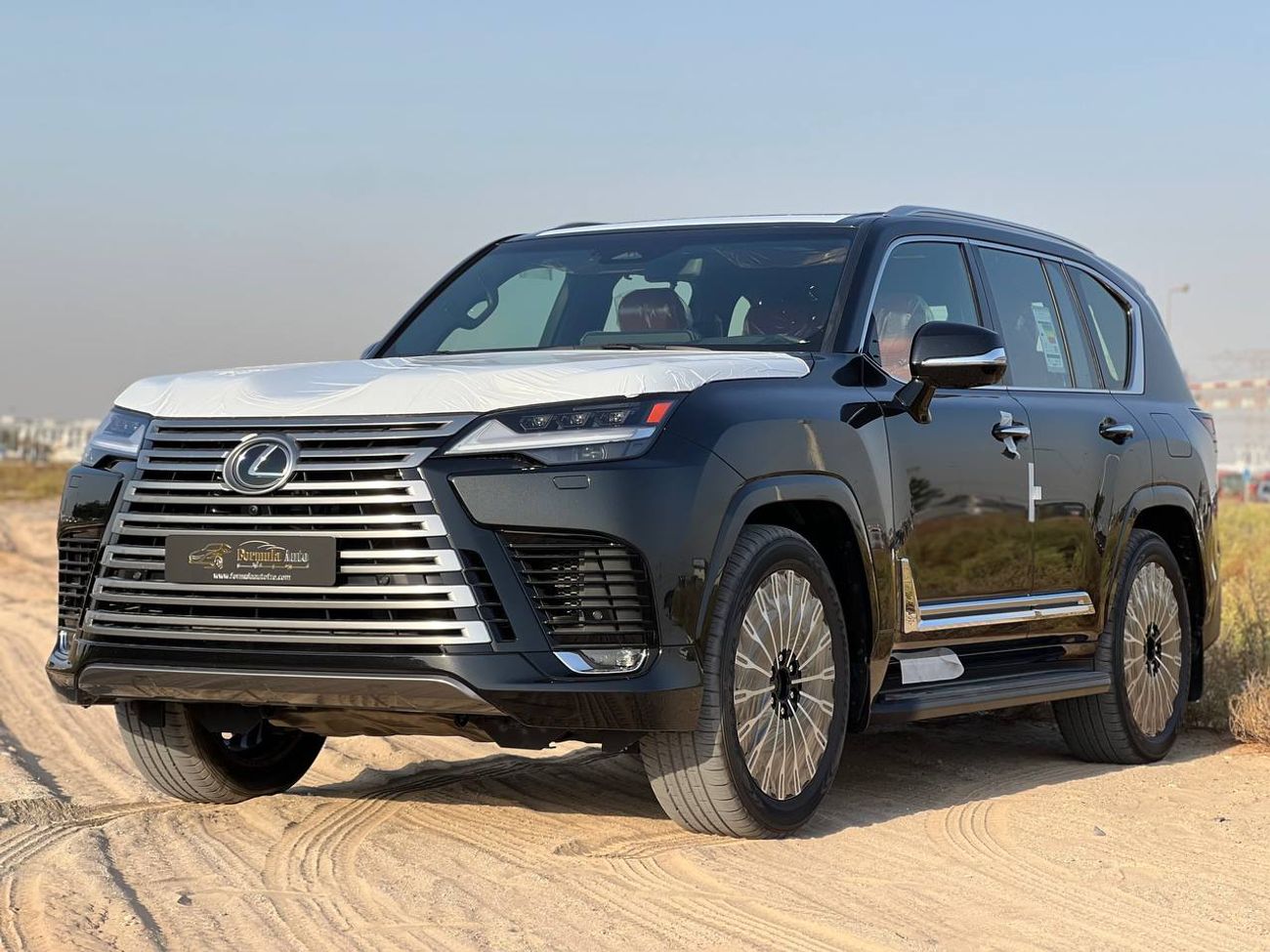 Lexus LX 700h VIP 3.5L HEV A/T // 2025 // FULL OPTION WITH VIP,COOLING,HEATED SEATS / MARK LEVINSON SOUND SYSTEM /