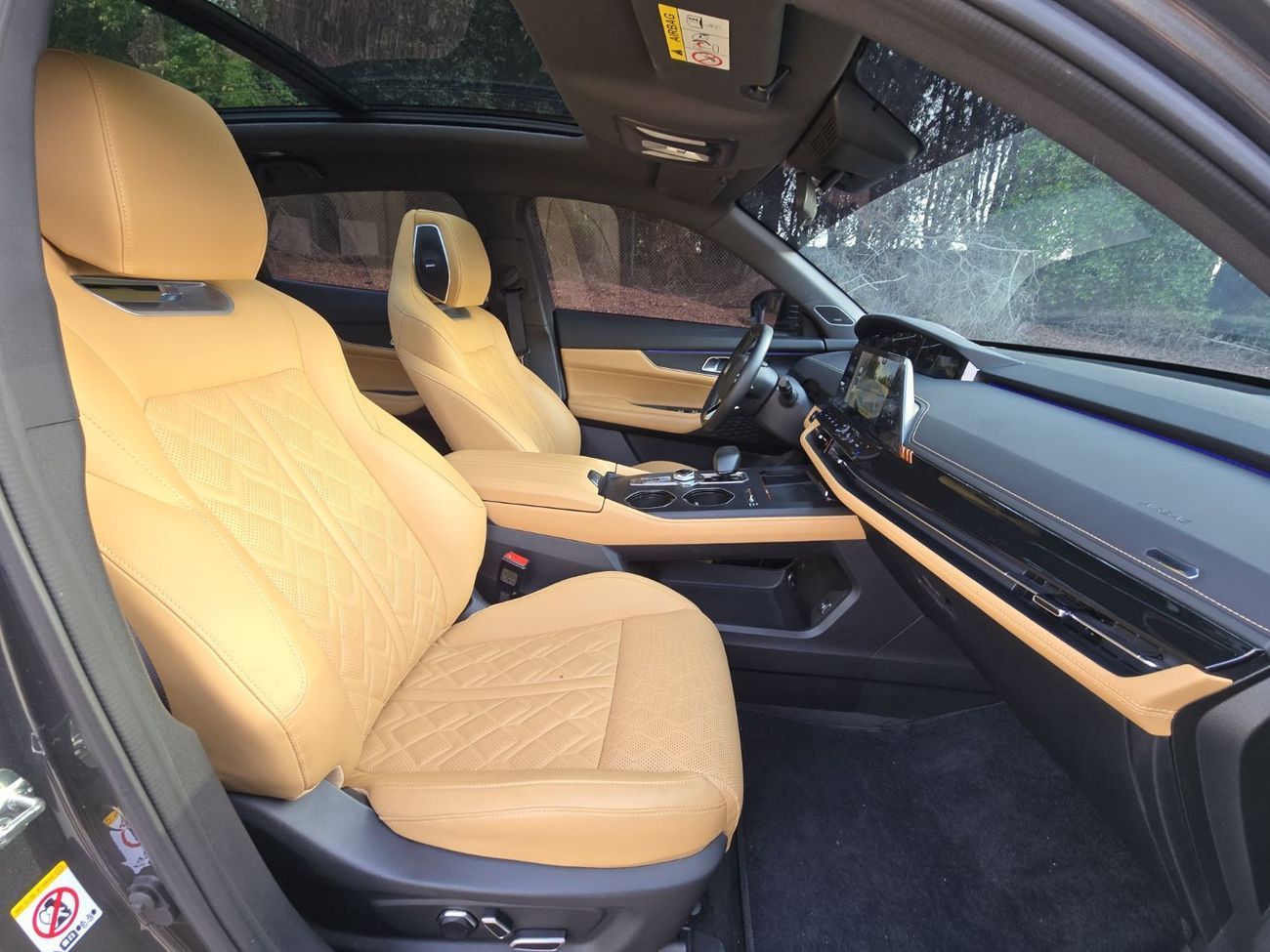 Changan Uni K 2.0T Elite CHANGAN UNI-K 2024 GCC ORGINAL PAINT // FULL OPITION // PERFECT CONDITION