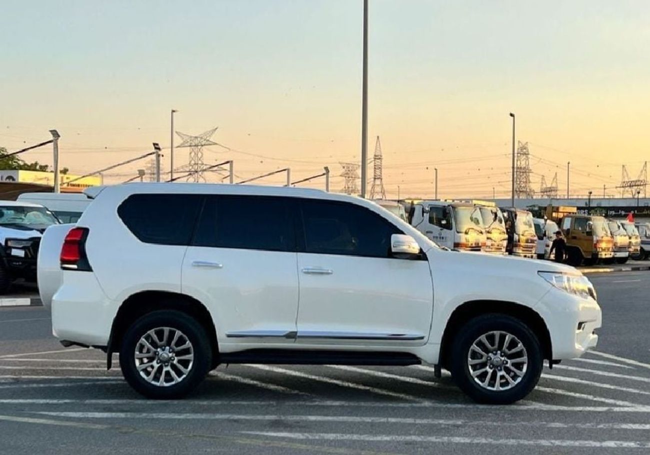 Toyota Prado Toyota prado 2018Model TxL 4.0L v6 petrol Engine AWD 4x4 Rear camera & sensors Full option colour wh