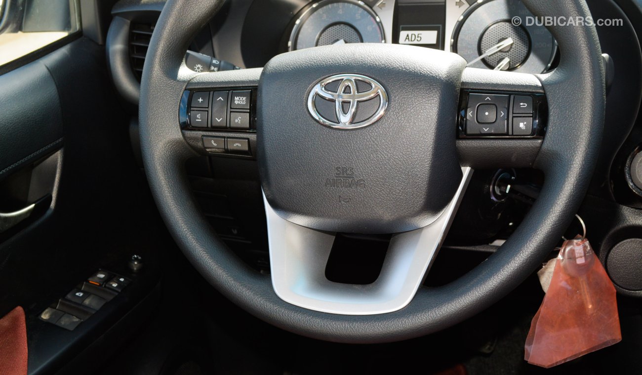 Toyota Hilux 2.7L Petrol M/T RWD