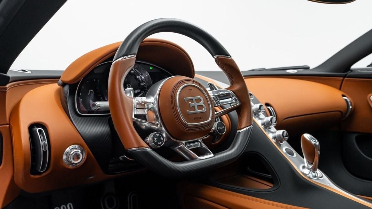 بوغاتي شيرون - The Final 1,500 HP Chiron - 2023 - Canadian Specs