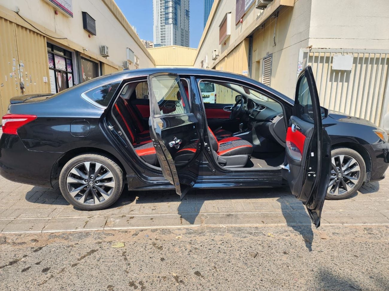 نيسان سنترا SR