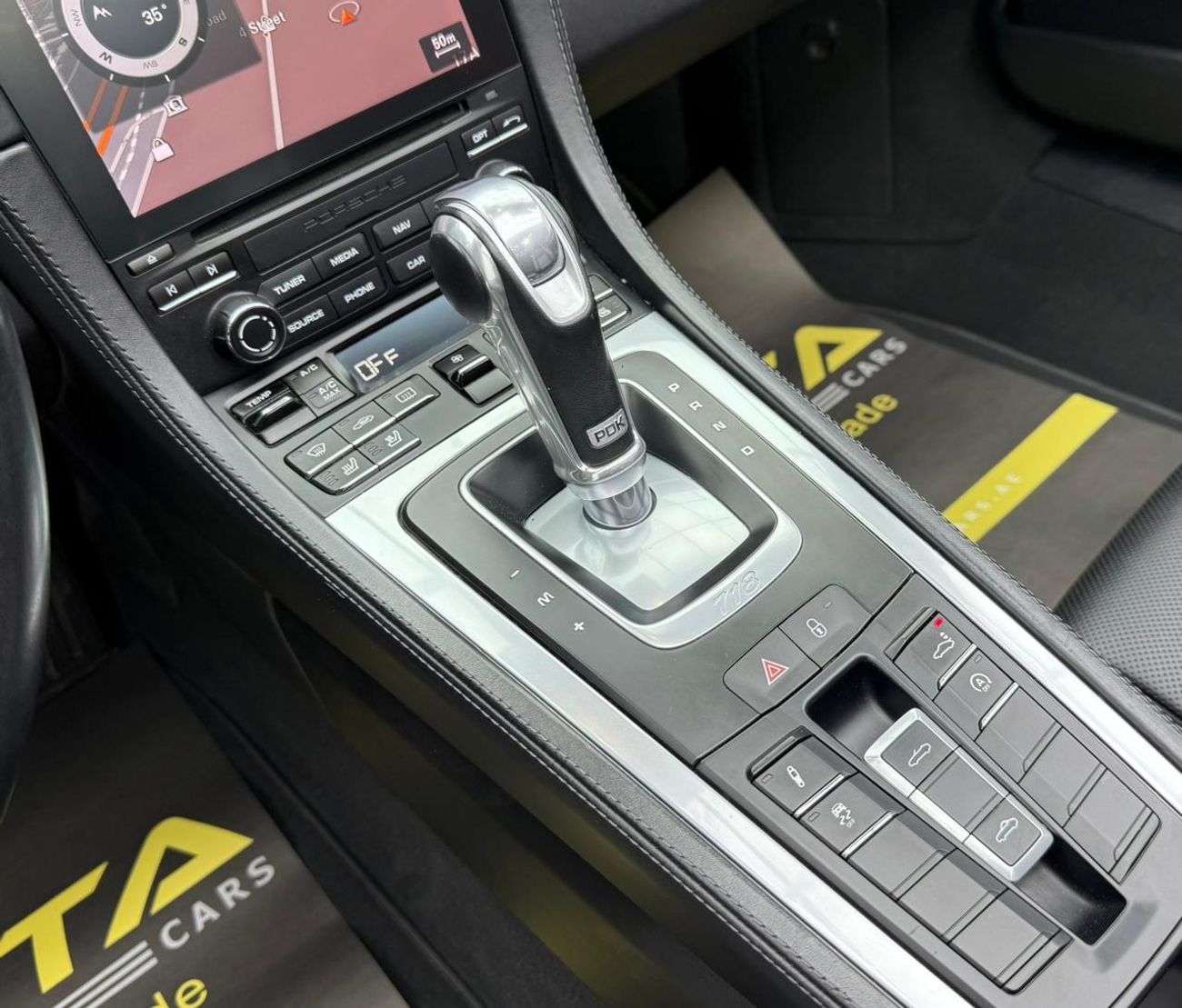 بورش بوكستر 718 Std 2.0L A/T 2017 Porsche 718 Boxster ,Porsche Warranty + Full Service History ,Excellent Condition,