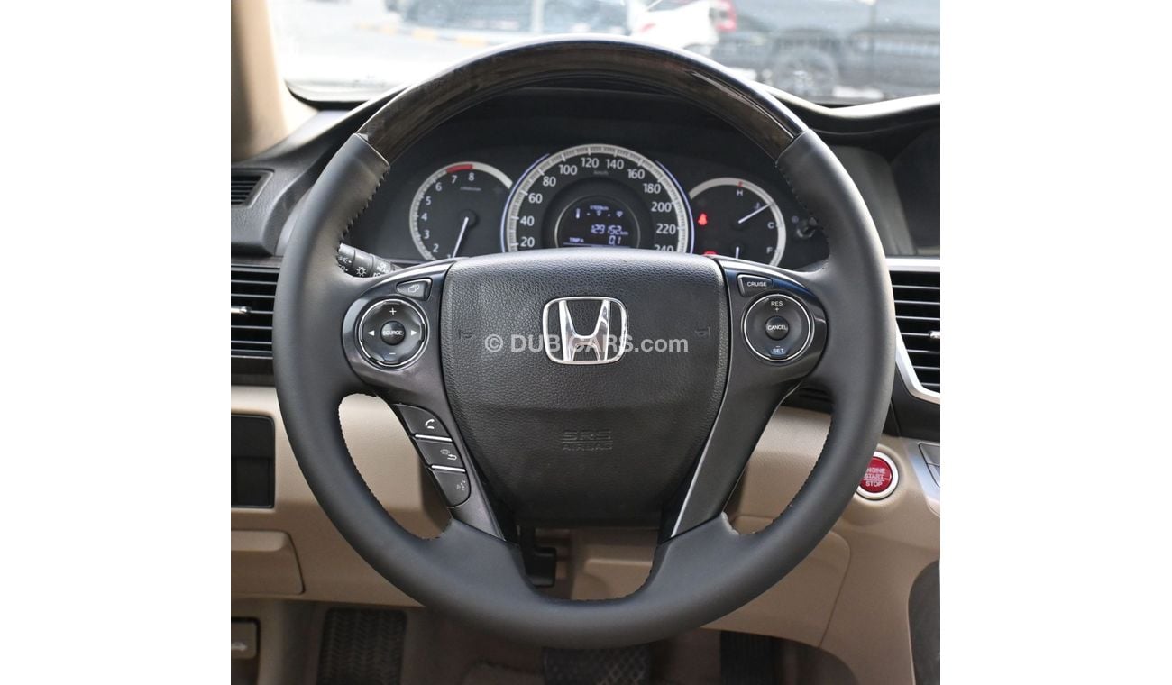 هوندا أكورد 2015 خليجي بحالة ممتازة بدون حوادث صبغ وكالة