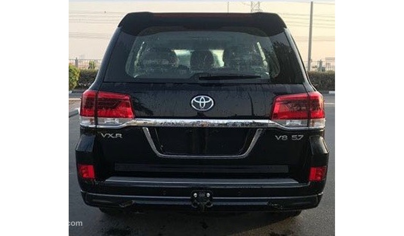 Toyota Land Cruiser VXR 5.7