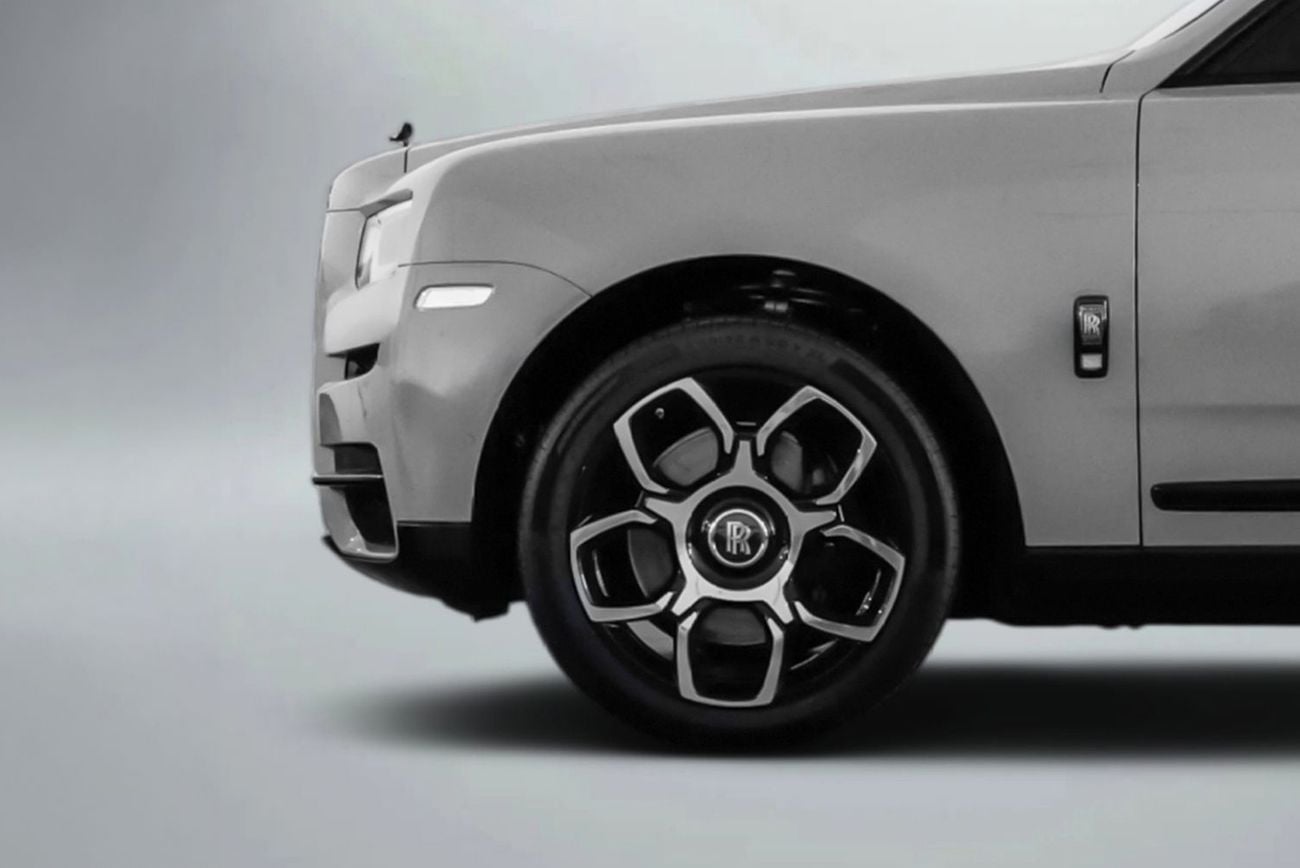 Rolls Royce Cullinan BLACK BADGE