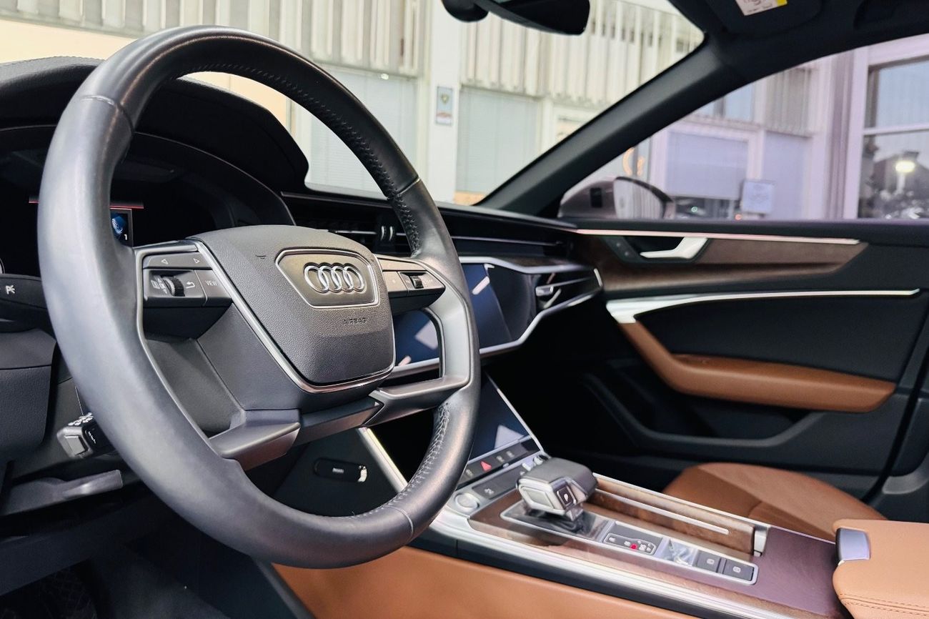 Audi A6 45 TFSI quattro  S-Line 2.0L