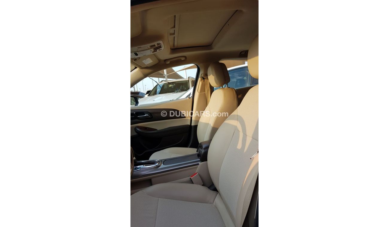 Chevrolet Malibu 2013 Gcc specs LTZ full options clean car navigation Sunroof