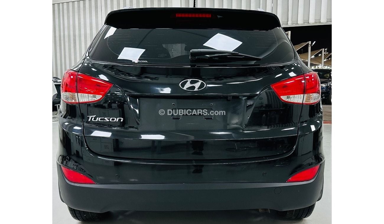 هيونداي توسون GCC .. Good condition .. 4Cyl .. GL .. 2,0 L