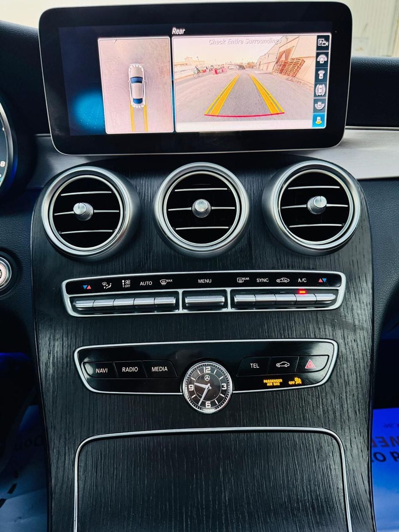 مرسيدس بنز C 300 PREMIUM