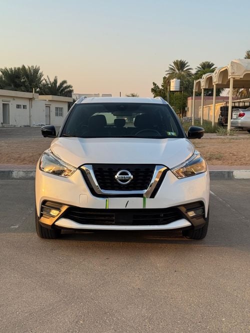 Nissan Kicks SR