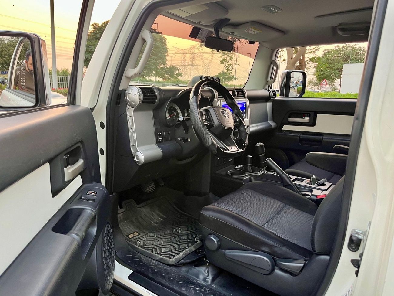 تويوتا إف جي كروزر GXR 4.0L A/T