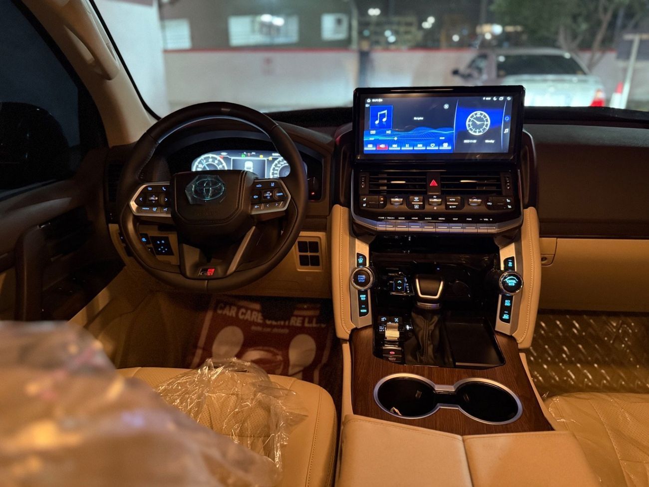 تويوتا لاند كروزر GXR 4.0L (271 HP) 4WD