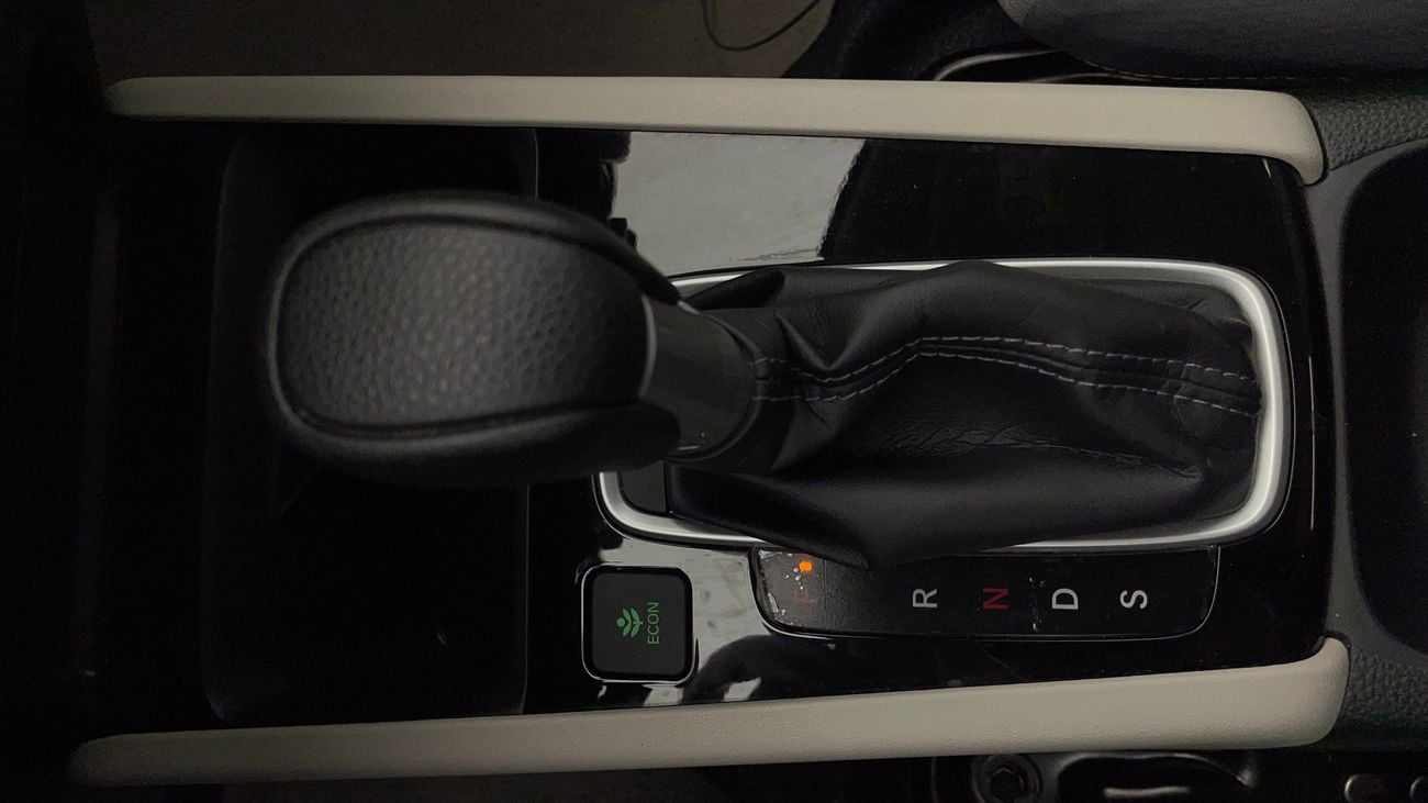 هوندا سيتي DX 1.5 | بدون دفعة مقدمة | اختبار القيادة في المنزل