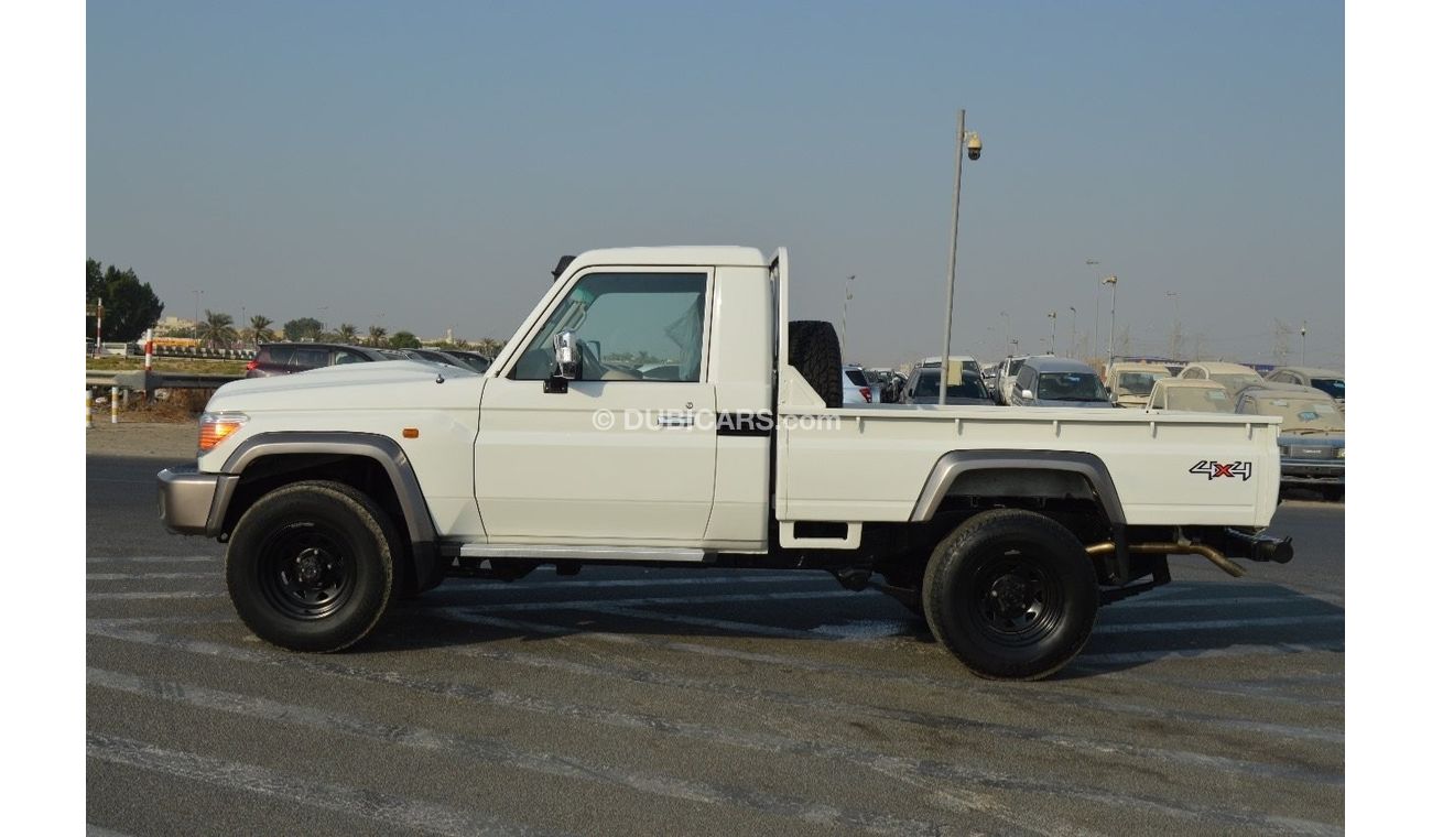 Toyota Land Cruiser Pick Up Full option clean car
