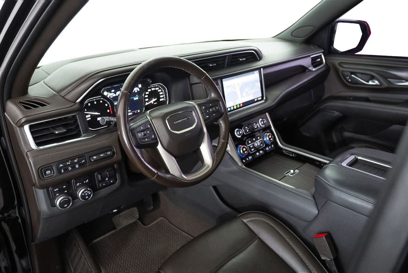 GMC Yukon Denali 6.2L (8 Seater)