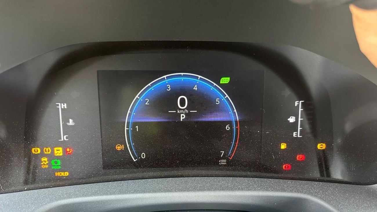 تويوتا لاند كروزر GX-R . 3.5L . Petrol . V6 . 4WD . 7 Seater . 4 Door